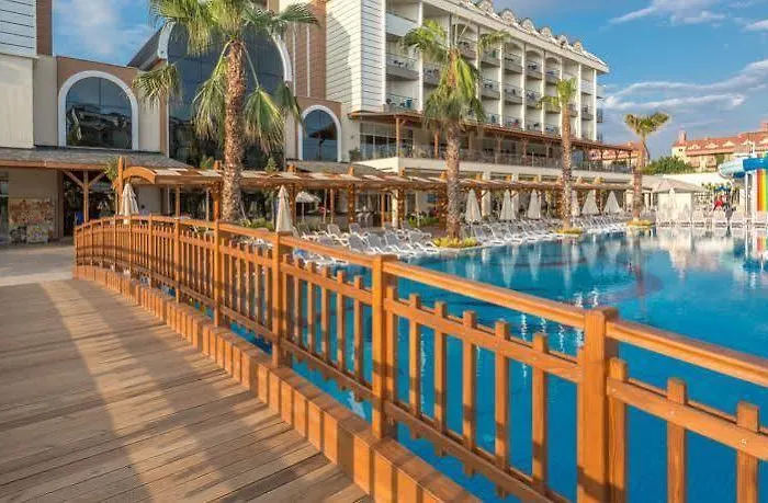 Resort Mary Palace & 5*