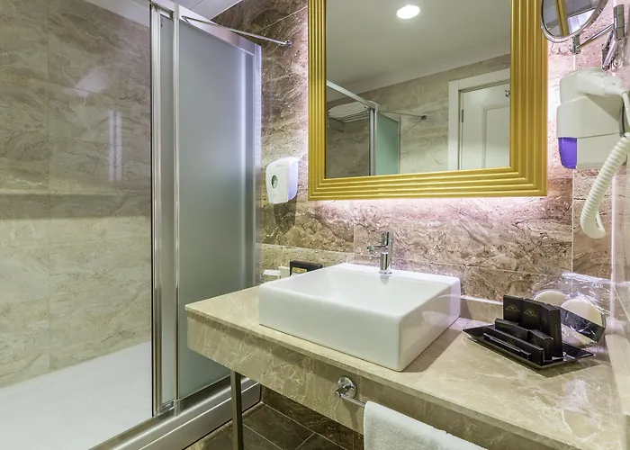 Mary Palace & 5* Manavgat